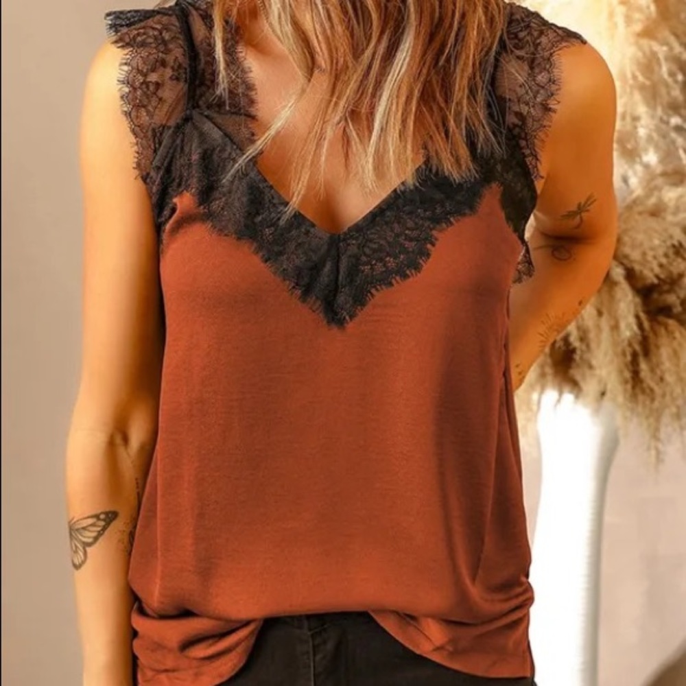 VICI DOLLS one more night lace tank